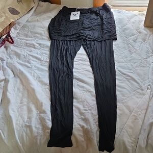 White Mark Black Skirted Leggings. Med